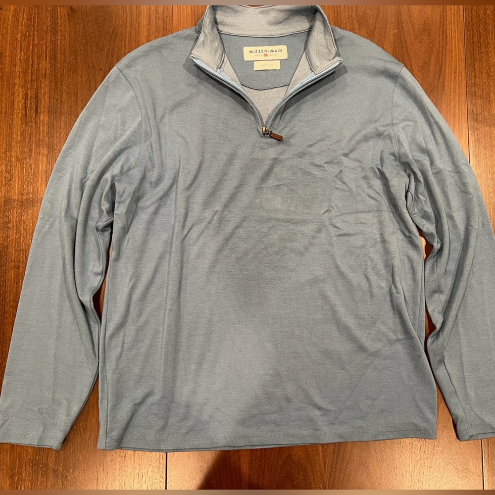 Men’s Mizzen + Main blue 1/4 zip pullover